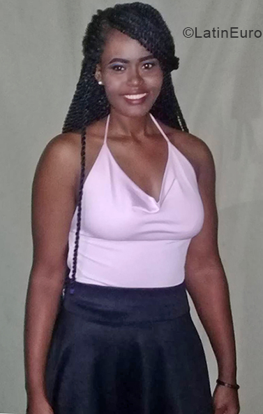 Date this exotic Colombia girl Daisy from Pereira CO24692