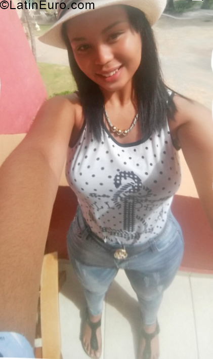 Date this attractive Dominican Republic girl Susana perez from Santo Domingo DO32976