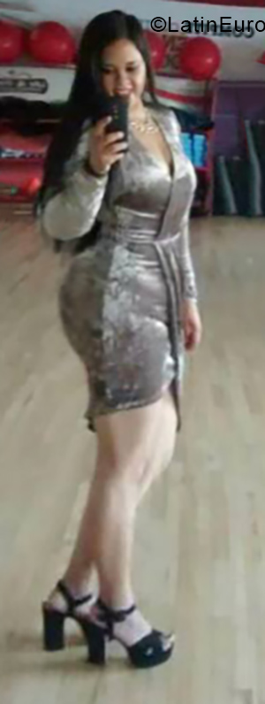 Date this young Mexico girl Lupita from Guadalajara MX1599