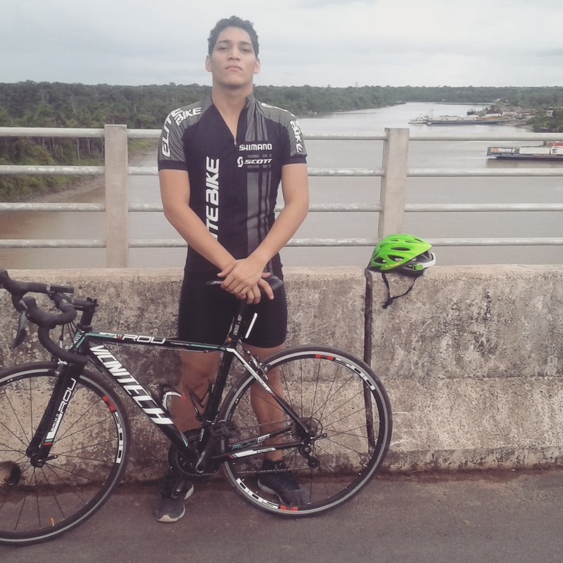 Date this voluptuous Brazil man Matheus from Macapá BR10630