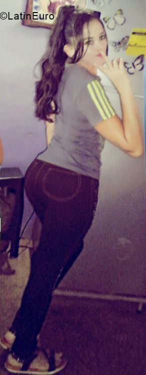 Date this stunning Venezuela girl ZULAY from Araure VE1812