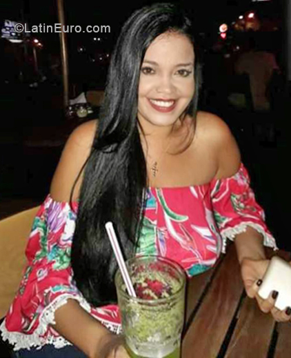 Date this gorgeous Colombia girl Sofia from Medellin CO24209