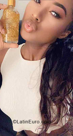 Date this hard body Colombia girl Dania from Cali CO24244
