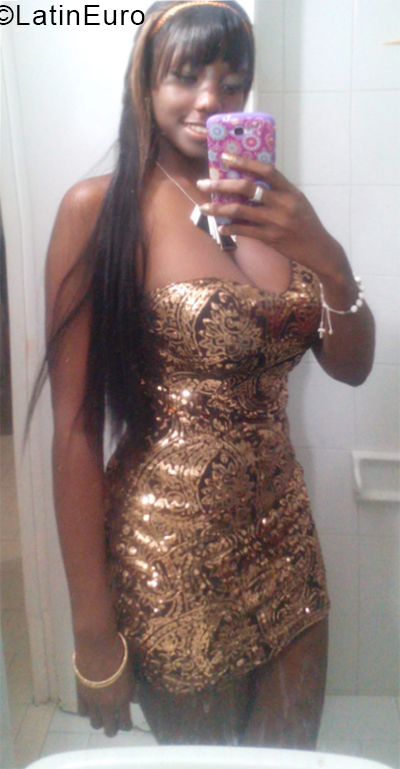 Date this voluptuous Colombia girl Pamee from Cali CO24266