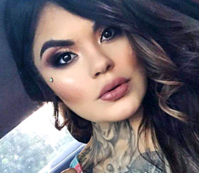Date this charming Colombia girl Valentina from Medellin CO24273