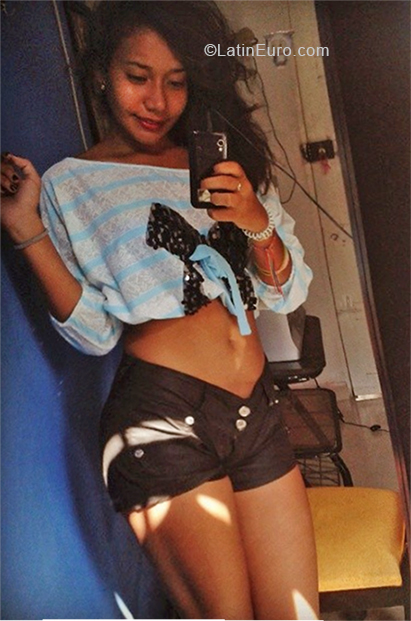 Date this sultry Venezuela girl Katherine from Maracaibo VE2364