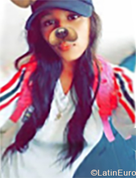 Date this beautiful Colombia girl Carol from Bucaramanga CO24303