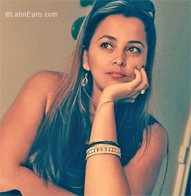 Date this tall Colombia girl Liliana from Medellin CO24333