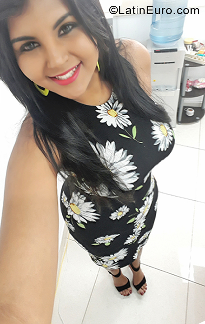 Date this delightful Panama girl Lia from Panama City PA1132