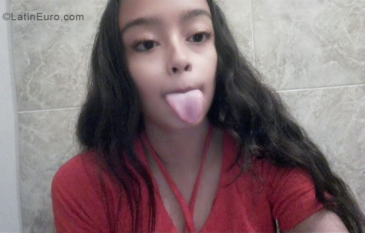 Date this georgeous Venezuela girl Daniela from Barinas VE1889