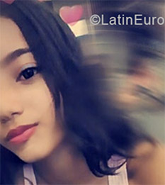 Date this georgeous Colombia girl Andrea from Cali CO24406