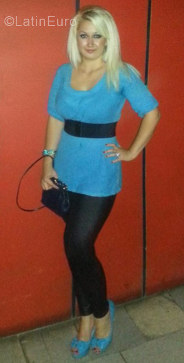 Date this charming Bulgaria girl Aycan from Sofia BG30