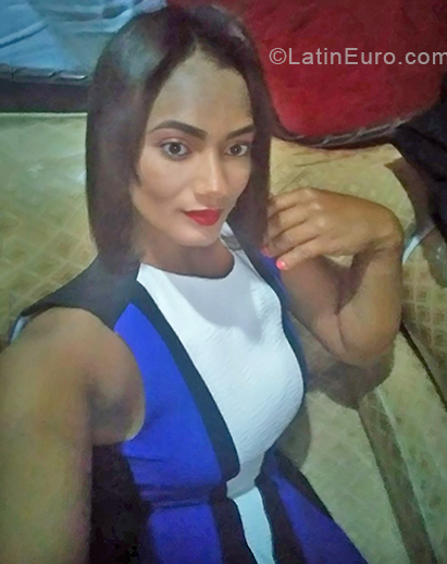 Date this funny Dominican Republic girl Elisa from Santiago DO33290