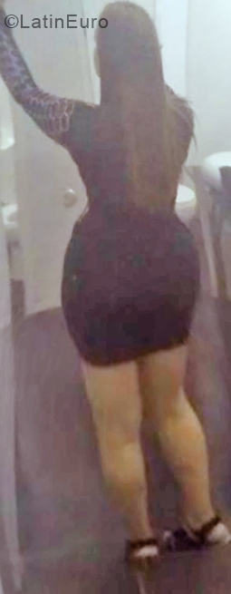 Date this happy Dominican Republic girl Johanna from Santo Domingo DO33341