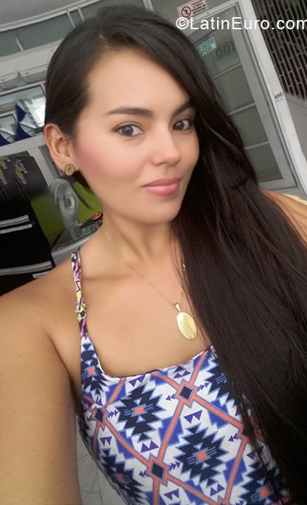Date this passionate Colombia girl Maleja from Villavicencio CO24507