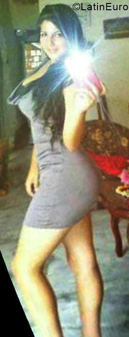 Date this hard body Colombia girl Vale from Bogotá CO24515