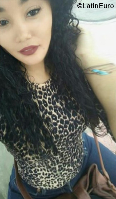 Date this tall Dominican Republic girl Liz from Santo Domingo DO33365