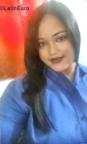 Date this lovely Dominican Republic girl Ana from Santo Domingo DO33376