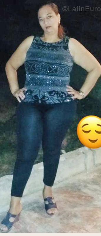 Date this happy Dominican Republic girl Marlene from Higuey DO33382