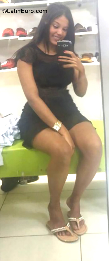 Date this foxy Brazil girl Joice from Olinda BR10712