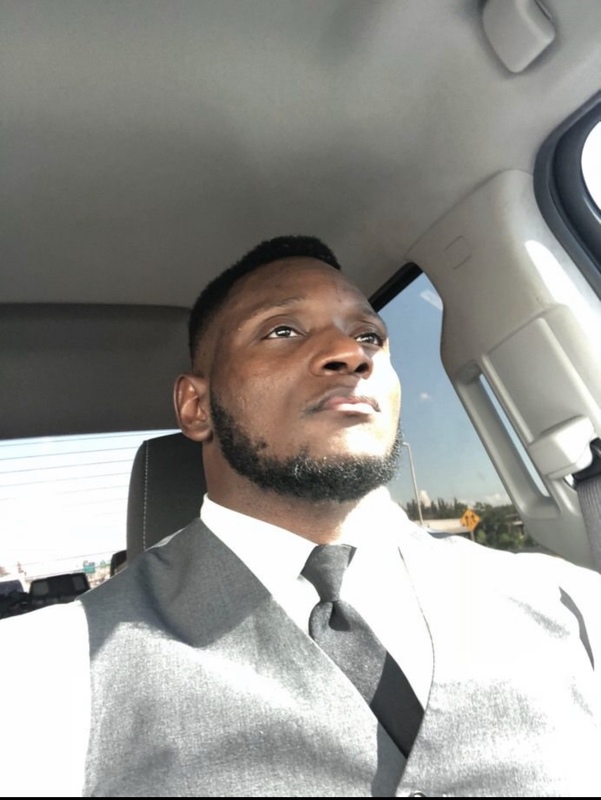 Date this hard body United States man JohnBonesElite from Miramar US19617