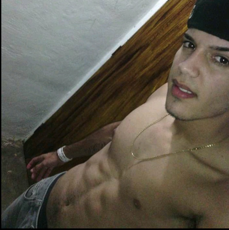 Date this tall Venezuela man Daniel from Caracas VE1991
