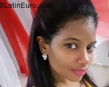 Date this sultry Dominican Republic girl Maria from Santo Domingo DO33484