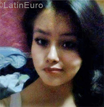 Date this funny Venezuela girl Amalda from Valencia VE1996