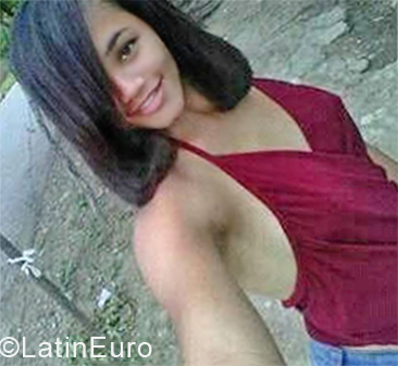 Date this funny Dominican Republic girl Katherine from Nagua DO33489