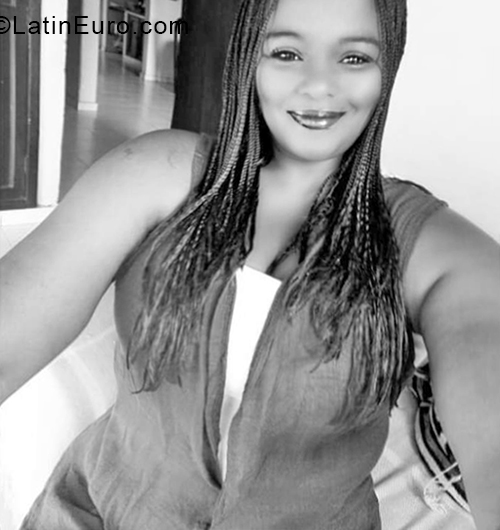 Date this nice looking Colombia girl Mary from Valledupar CO24605