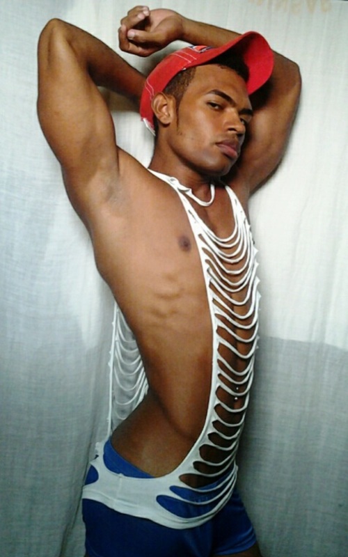 Date this sultry Cuba man PatrickLooking from Santiago De Cuba CU430
