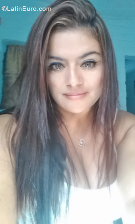 Date this passionate Colombia girl Elena from Medellin CO24613