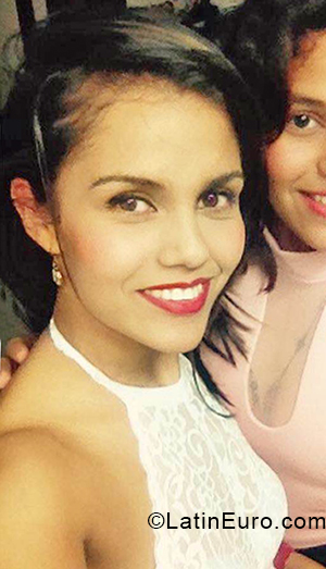 Date this fun Colombia girl Marcela from Bogota CO24630