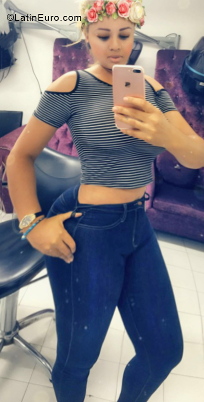 Date this young Dominican Republic girl Marlenny from Santo Domingo DO33553