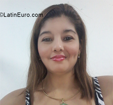 Date this cute Nicaragua girl Darling from  NI215
