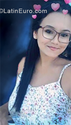Date this funny Colombia girl Dayana from Sahagún CO24706