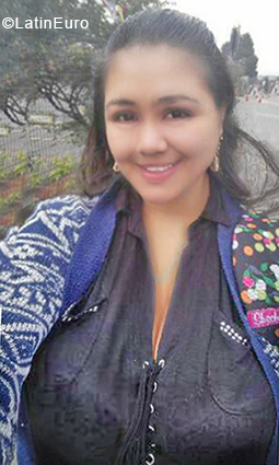 Date this young Colombia girl Marisel from Tulua CO24728