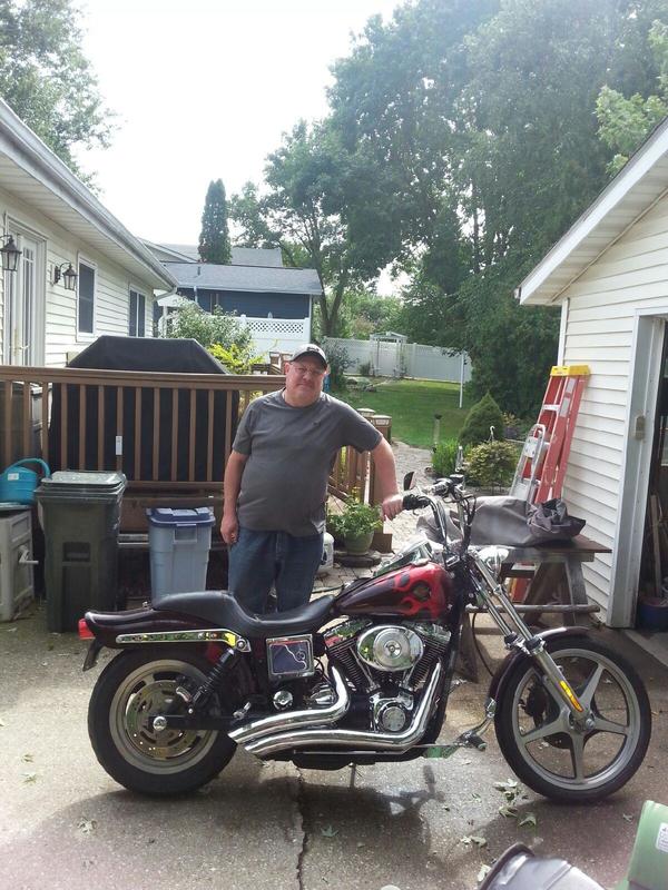Date this happy United States man Kbrown from Cedar Falls US19724
