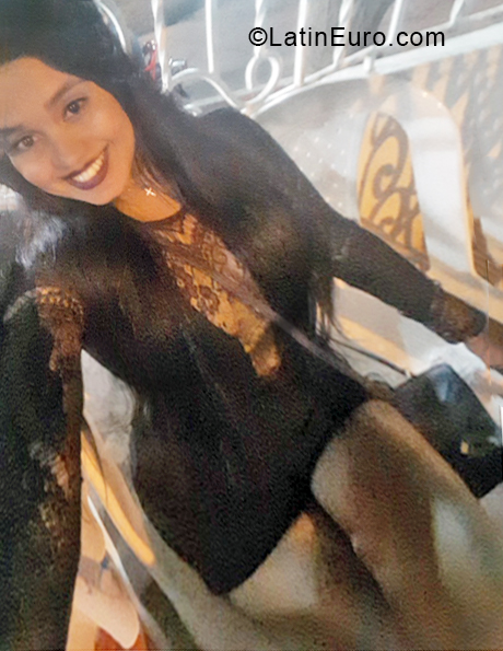 Date this happy Colombia girl Sandra from Barranquilla CO31575
