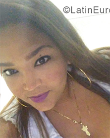Date this foxy Dominican Republic girl Jeniffer from Santo Domingo DO33868