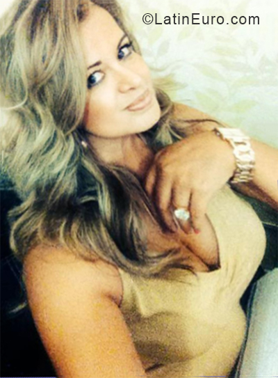 Date this beautiful Bolivia girl Vania from Santa Cruz BO47