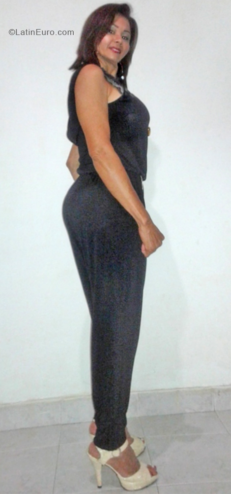 Date this gorgeous Colombia girl Rosario lopez from Buga CO24850