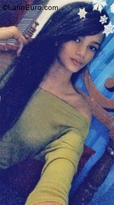 Date this charming Dominican Republic girl Joseleny from Puerto Plata DO34215