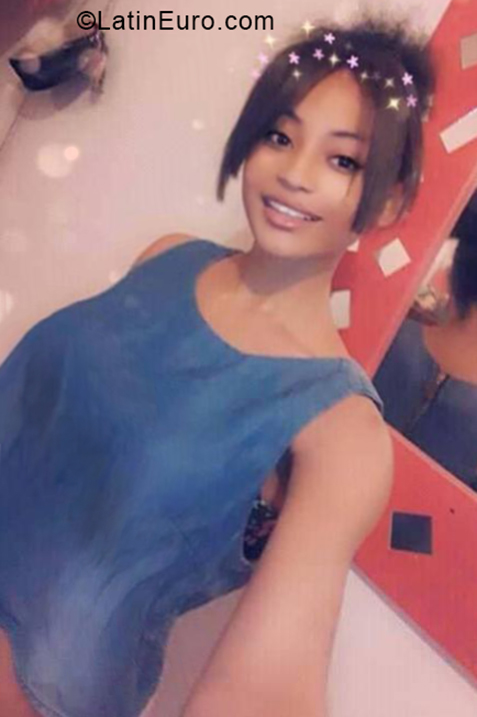 Date this stunning Panama girl Angela from Panama PA1283
