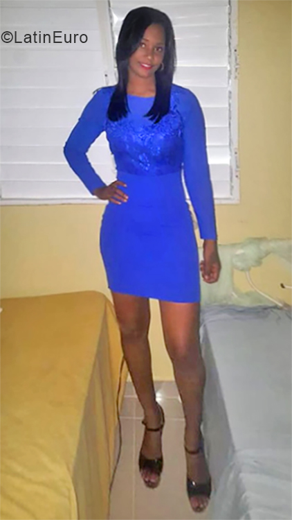 Date this funny Dominican Republic girl Marisleidy from Cotui DO34336