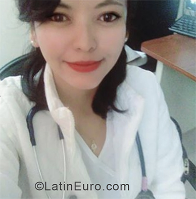 Date this young Peru girl Roxana from Tacna PE1367