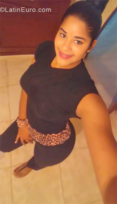 Date this gorgeous Dominican Republic girl Delfie from Puerto Plata DO34390