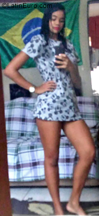 Date this delightful Brazil girl Laryssa from Recife BR10814