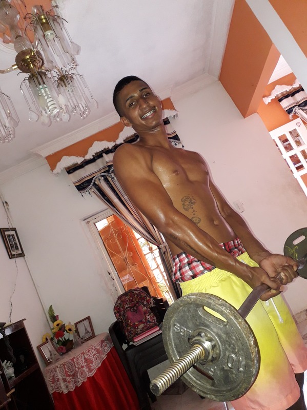 Date this athletic Colombia man Breiner from Cali CO25189