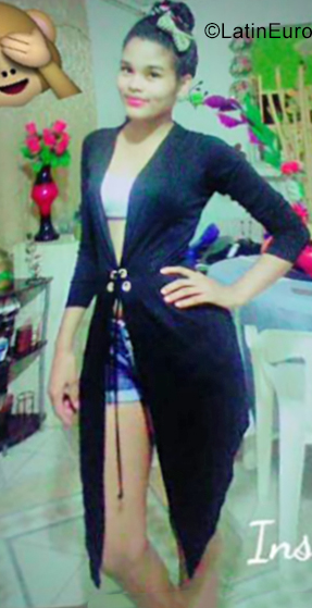 Date this tall Colombia girl Paola from Barranquilla CO25191